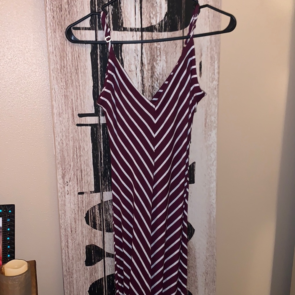 Sz Small Maroon & White Stripe Maxi Dress